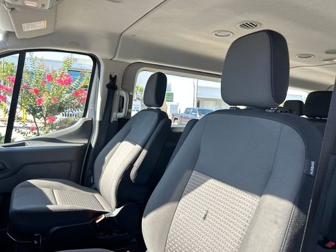 Used 2024 Ford Transit 350 XLT RWD image 8