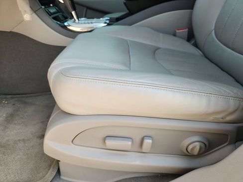 Used 2017 Buick Enclave Leather w/ Enclave Sport Touring Edition FWD image 22