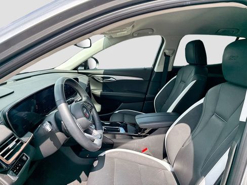 Used 2025 Buick Envision Sport Touring AWD/4WD image 10