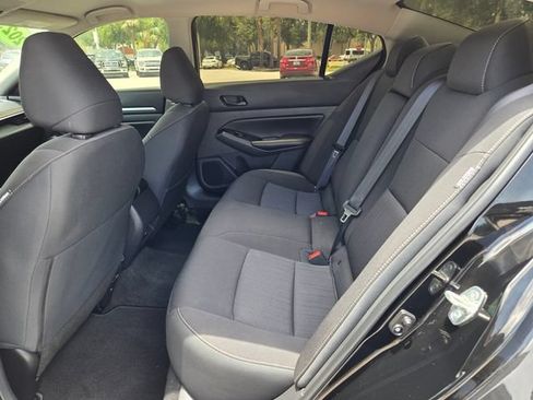Used 2023 Nissan Altima 2.5 SV AWD/4WD image 14