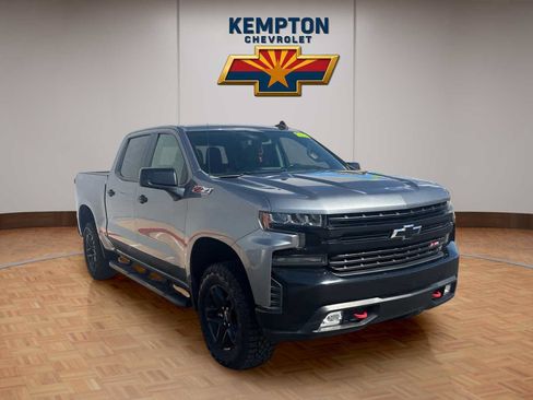 Used 2021 Chevrolet Silverado 1500 LT Trail Boss w/ Convenience Package II AWD/4WD image 8