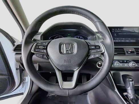 Used 2019 Honda Accord EX-L image 11