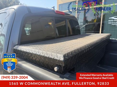 Used 2015 Toyota Tacoma PreRunner w/ TRD Sport Package RWD image 13