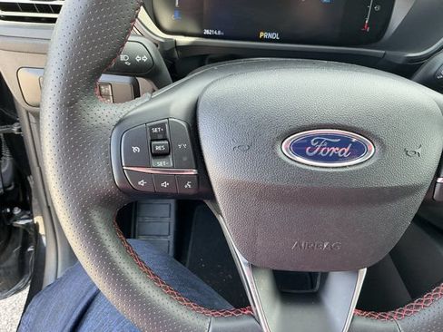 Used 2025 Ford Escape ST-Line AWD/4WD image 21