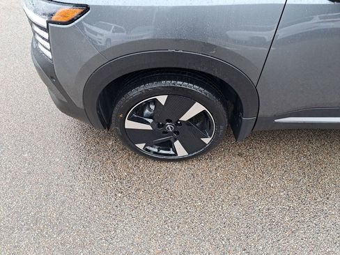 New 2026 Nissan Kicks SR w/ Cold Weather Package image 28