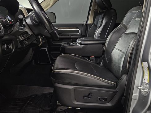 Used 2019 RAM 2500 Laramie image 22