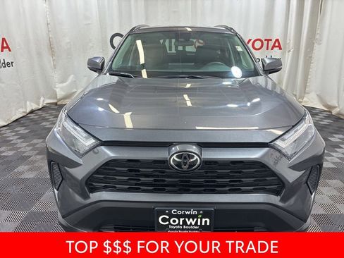 Used 2025 Toyota RAV4 XLE AWD/4WD image 2