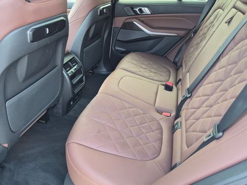 Used 2024 BMW X5 xDrive40i w/ M Sport Package AWD/4WD image 18
