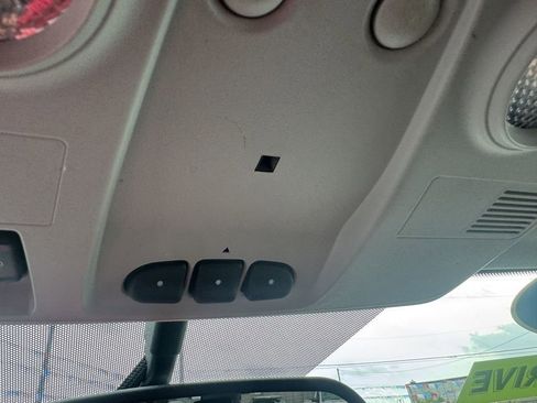 Used 2016 Buick Enclave Leather image 19