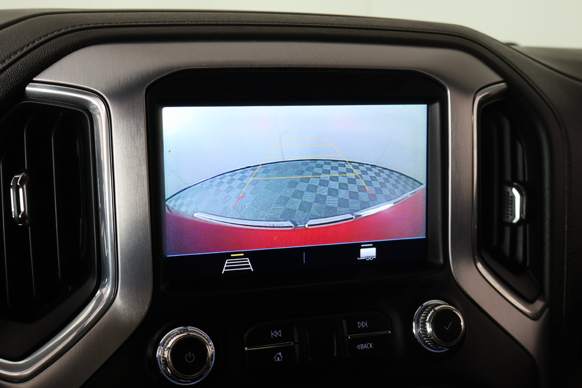 Used 2020 GMC Sierra 1500 SLE w/ SLE Value Package AWD/4WD image 6