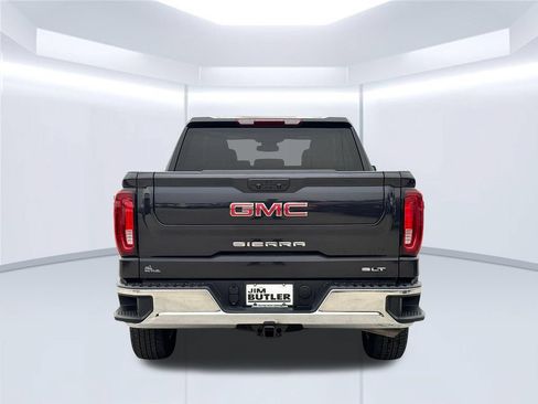 Used 2025 GMC Sierra 1500 SLT AWD/4WD image 4