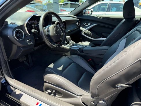 Used 2023 Chevrolet Camaro SS RWD image 36