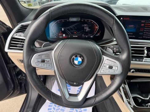 Used 2021 BMW X7 xDrive40i w/ Premium Package AWD/4WD image 10
