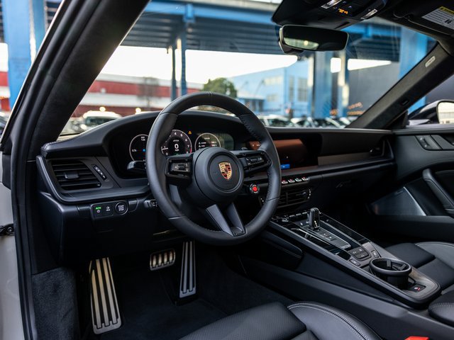 Used 2025 Porsche 911 Carrera 4 GTS AWD/4WD image 4