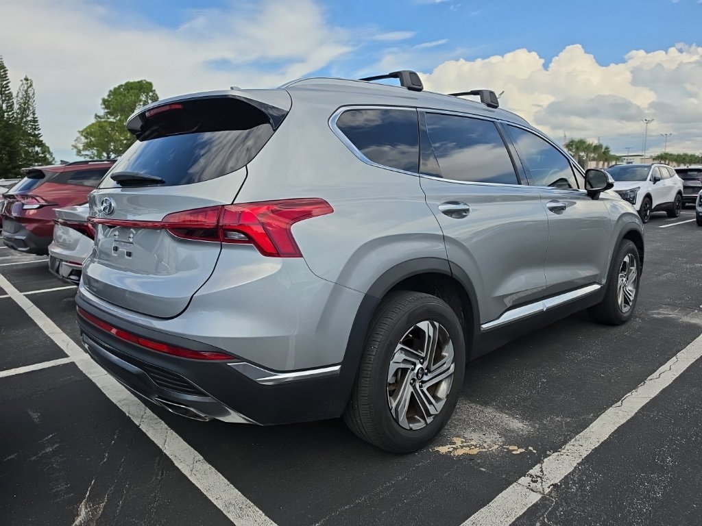 Used 2022 Hyundai Santa Fe SEL w/ Convenience + Premium Package FWD image 18