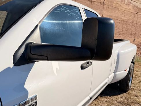 Used 2007 Dodge Ram 3500 Truck SLT image 15