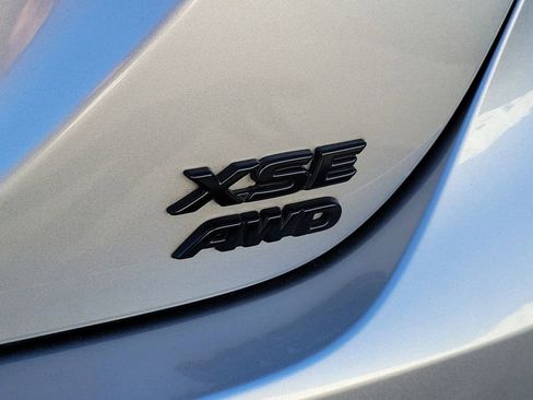 Used 2022 Toyota Camry XSE w/ Carpet Mat Package (TMS) image 8