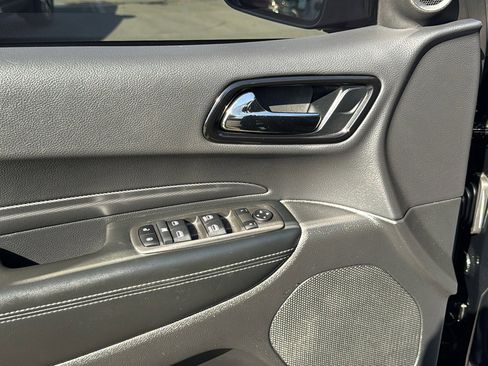 Certified 2022 Dodge Durango GT w/ Blacktop Package image 12