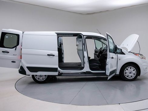 Used 2018 Ford Transit Connect XLT image 14