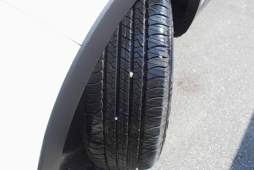 Used 2014 Ford Explorer Sport w/ Equipment Group 401A AWD/4WD image 38
