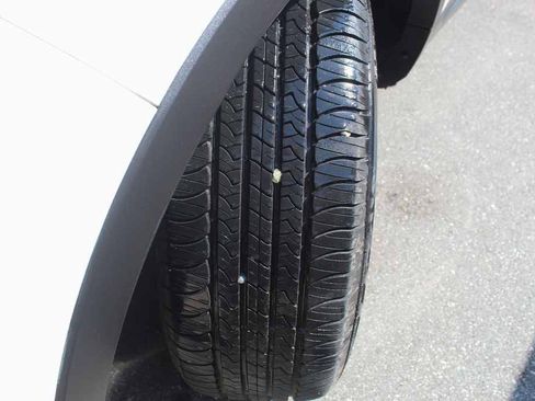 Used 2014 Ford Explorer Sport w/ Equipment Group 401A AWD/4WD image 38