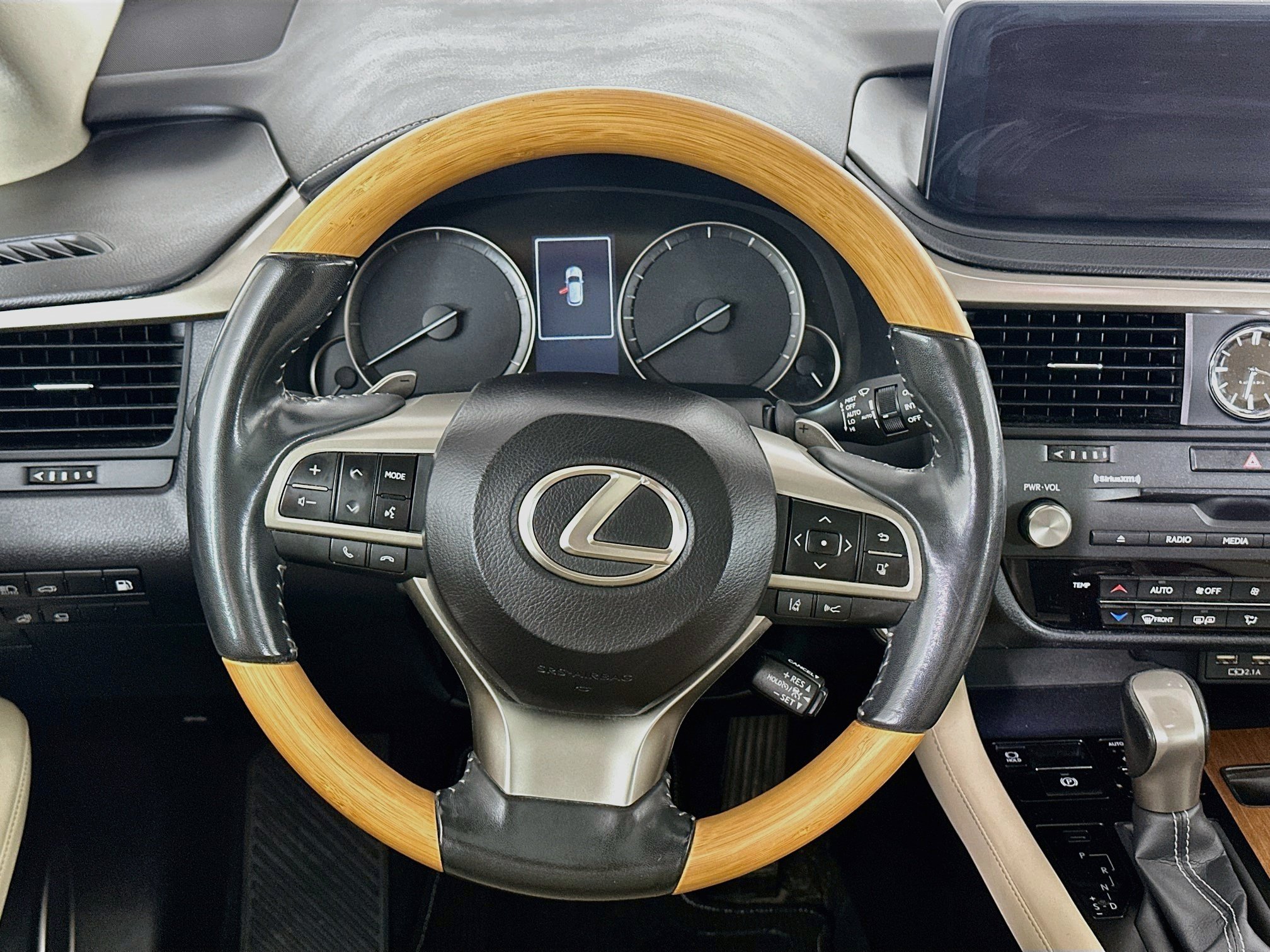 Used 2021 Lexus RX 450h AWD w/ Premium Package image 18