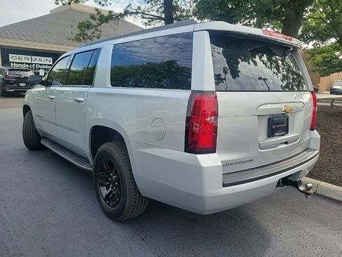 Used 2017 Chevrolet Suburban LS RWD image 9