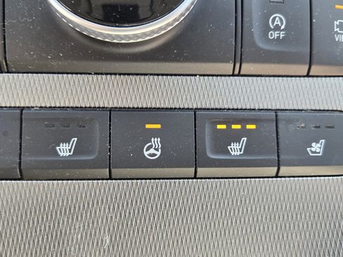 Used 2021 Hyundai Palisade Limited image 24