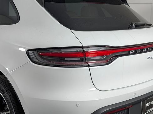 New 2026 Porsche Macan image 16