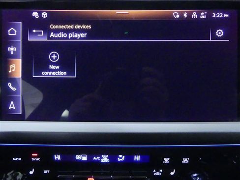 Used 2025 Audi Q4 e-tron Premium Plus w/ Premium Plus image 13