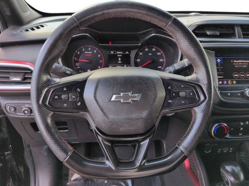 Used 2022 Chevrolet TrailBlazer RS FWD image 12