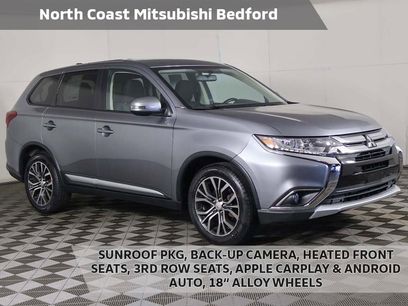 Used 2017 Mitsubishi Outlander SE