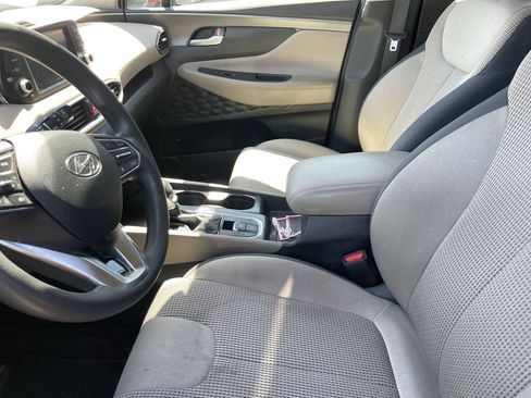 Used 2019 Hyundai Santa Fe SE FWD image 9