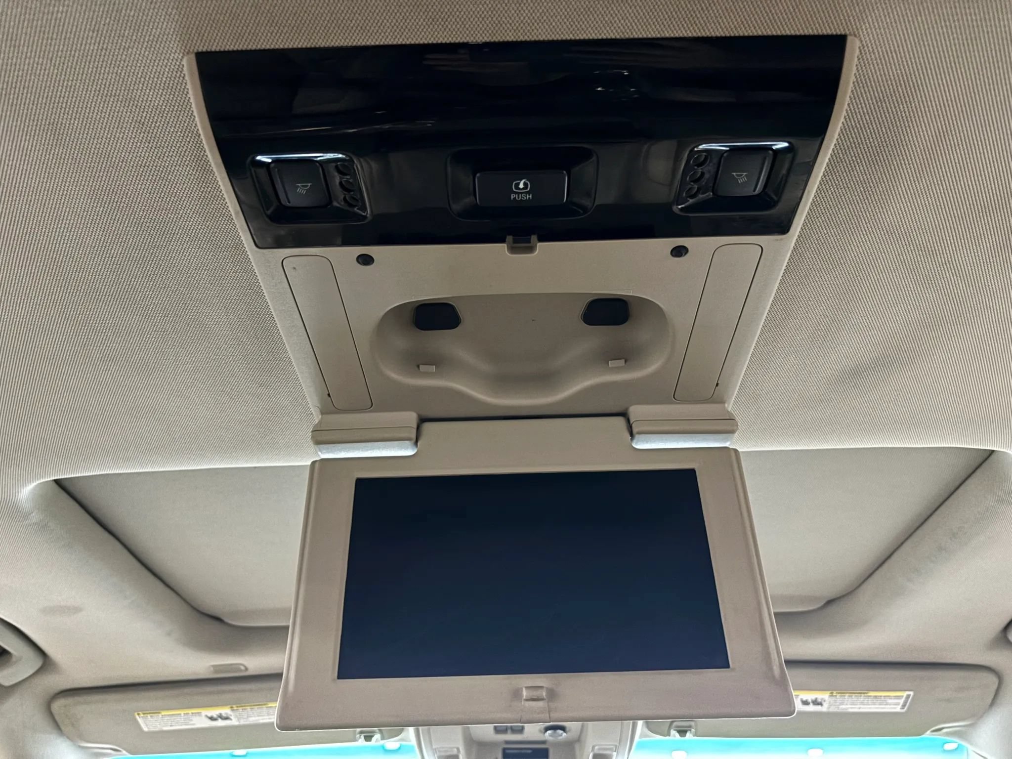 Used 2019 GMC Yukon SLT w/ Open Road Package RWD image 27