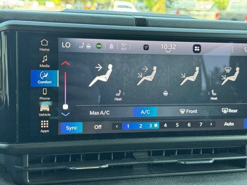 Certified 2024 Jeep Wrangler Unlimited Sport AWD/4WD image 29