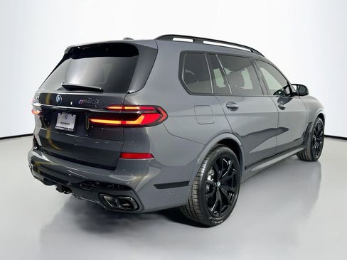 Used 2026 BMW X7 M60i image 5