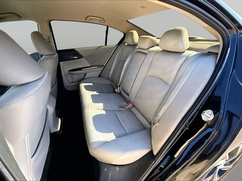 Used 2017 Honda Accord LX image 25