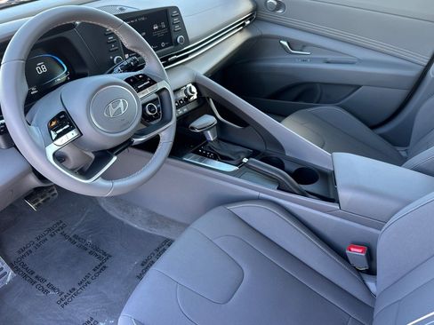 Certified 2026 Hyundai Elantra Sport image 13