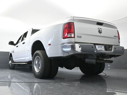 Used 2018 RAM 3500 Tradesman w/ Chrome Appearance Group image 52