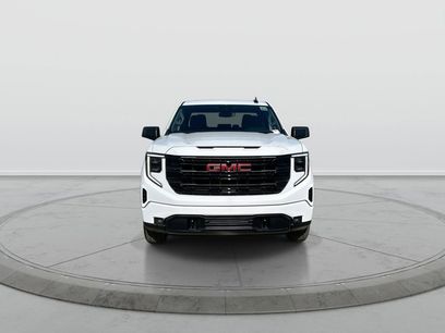 Used 2025 GMC Sierra 1500 Elevation