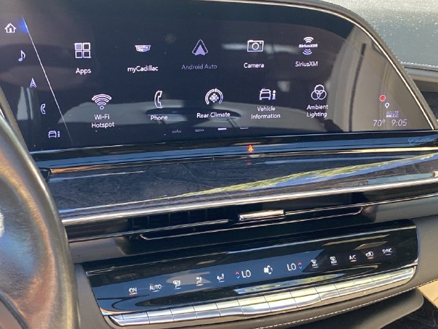 Used 2023 Cadillac Escalade Premium Luxury w/ Performance Package AWD/4WD image 27