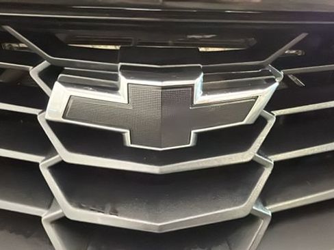 Used 2022 Chevrolet Camaro LT w/ Technology Package RWD image 8