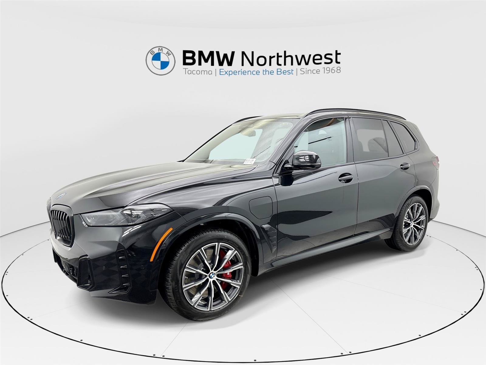 New 2026 BMW X5 xDrive50e w/ M Sport Package AWD/4WD image 1