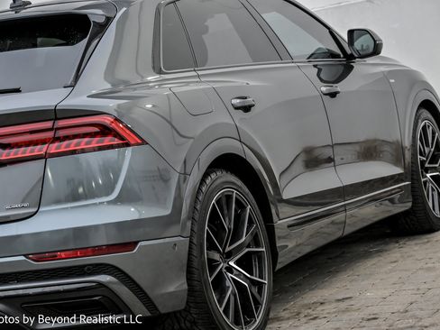 Used 2021 Audi Q8 Prestige image 8