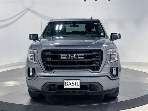 Used 2022 GMC Sierra 1500 Elevation w/ LPO, Elevation Black Package AWD/4WD image 8
