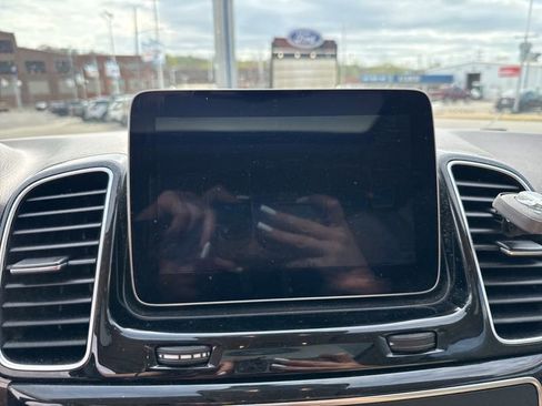 Used 2018 Mercedes-Benz GLE 350 4MATIC image 15