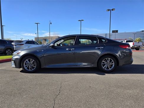 Used 2020 Kia Optima LX image 3