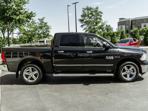 Used 2016 RAM 1500 Classic SLT w/ SLT Plus D←cor Group AWD/4WD image 3