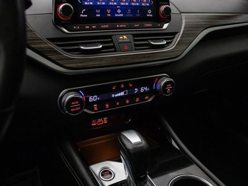 Used 2020 Nissan Altima 2.5 SL image 32