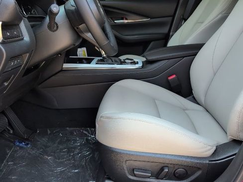 Used 2025 MAZDA CX-30 AWD 2.5 S w/ Preferred Package image 18